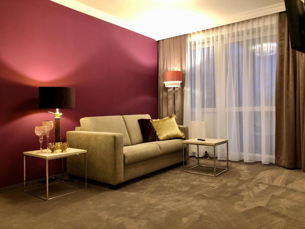 Appartementhotel Cura Bad Fuessing Exteriör bild
