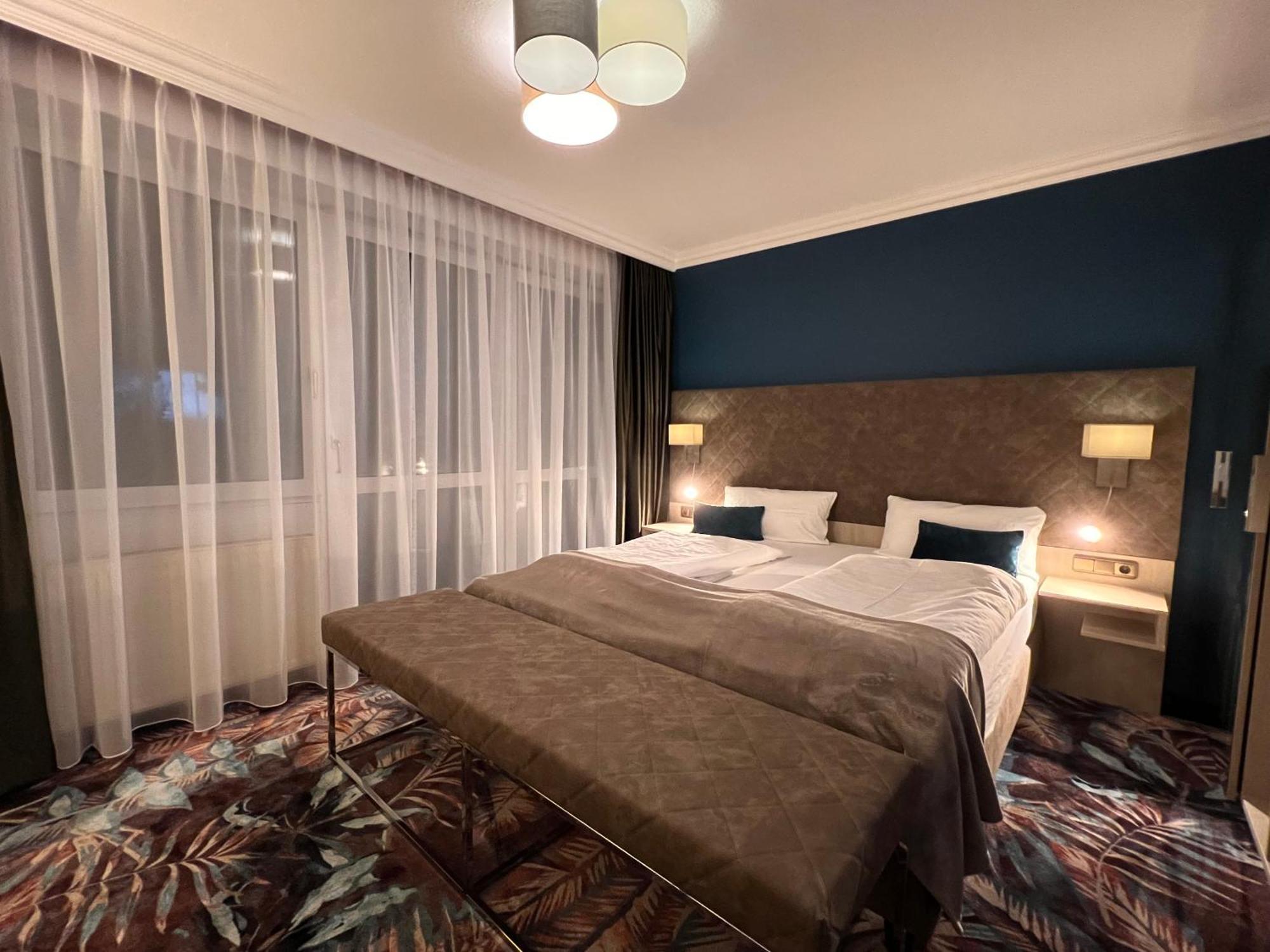 Appartementhotel Cura Bad Fuessing Exteriör bild