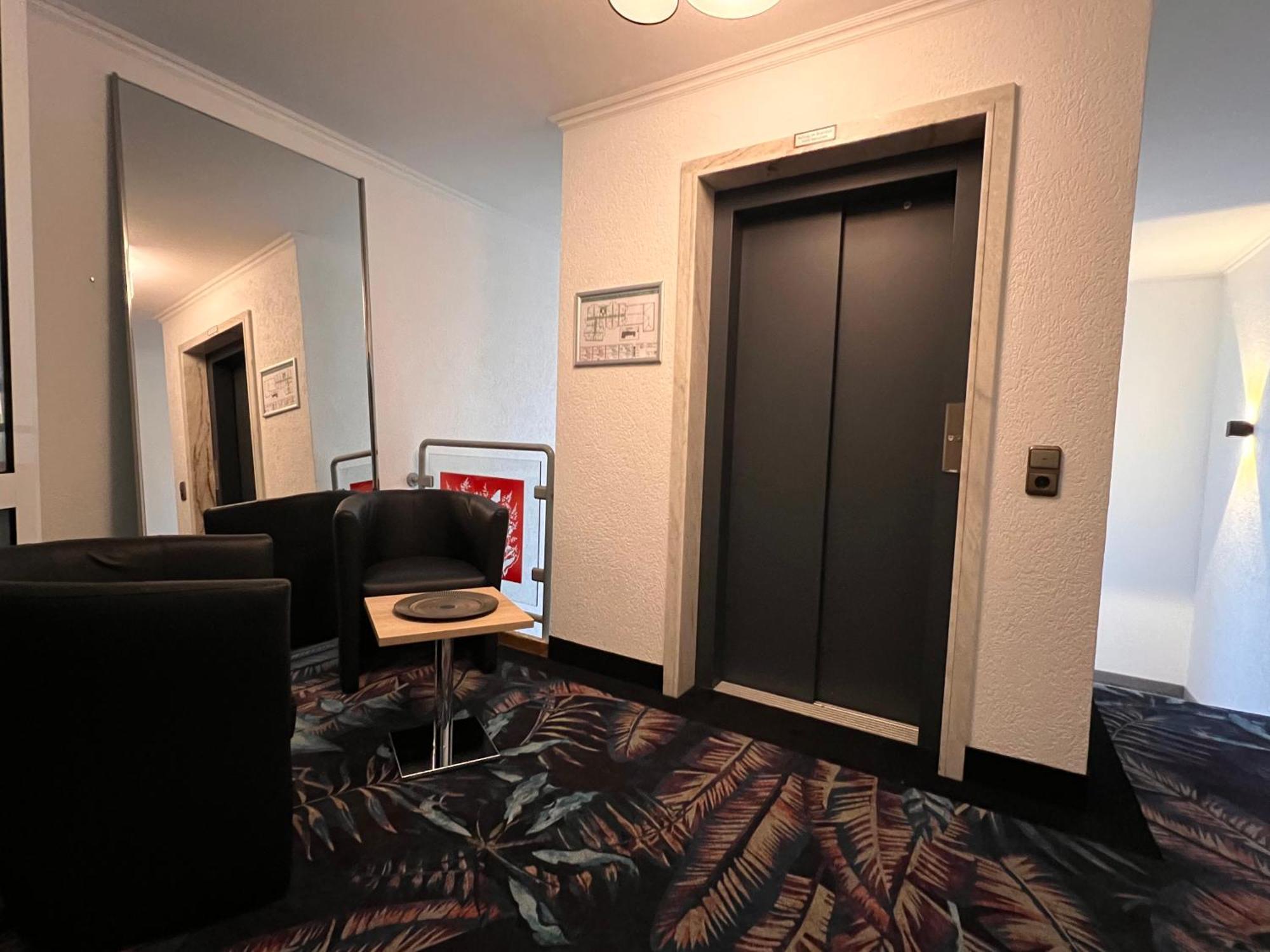 Appartementhotel Cura Bad Fuessing Exteriör bild